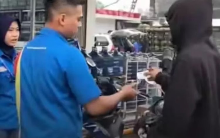 Viral Pria Ogah Bayar Belanjaan di Minimarket, Malah Nunjukin Kartu Ormas
