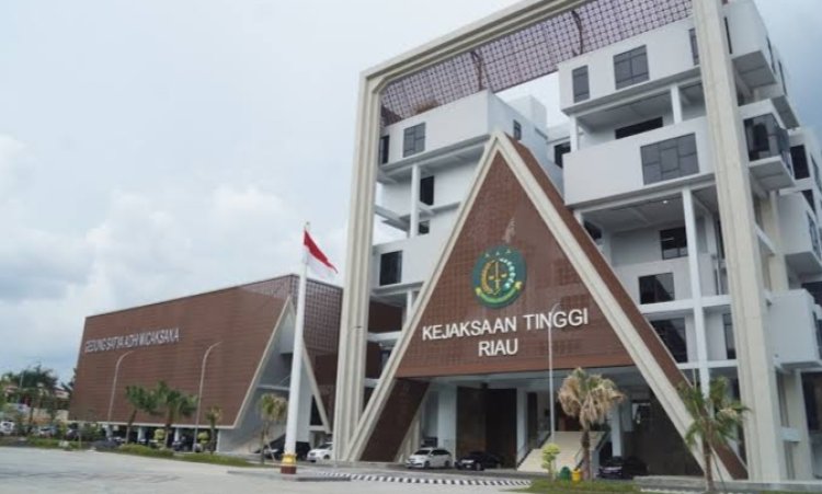 Teller Bank Diduga Curi Uang dari Rekening Nasabah dan Kas Rp 7,4 Miliar di Riau