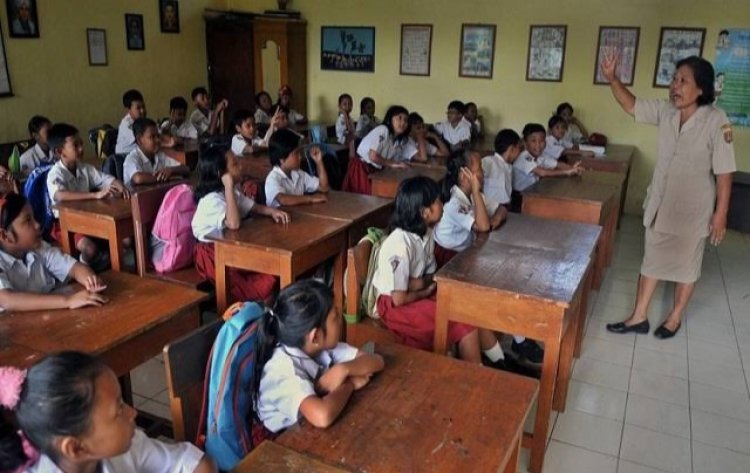 Guru Banyak Terjerat Pinjol Hutang membengkak Hingga Puluhan Juta Rupiah