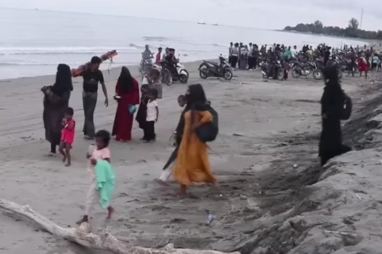 Warga Pidie Marah dan Pindahkan Pengungsi Rohingya Gegara BAB Sembarangan