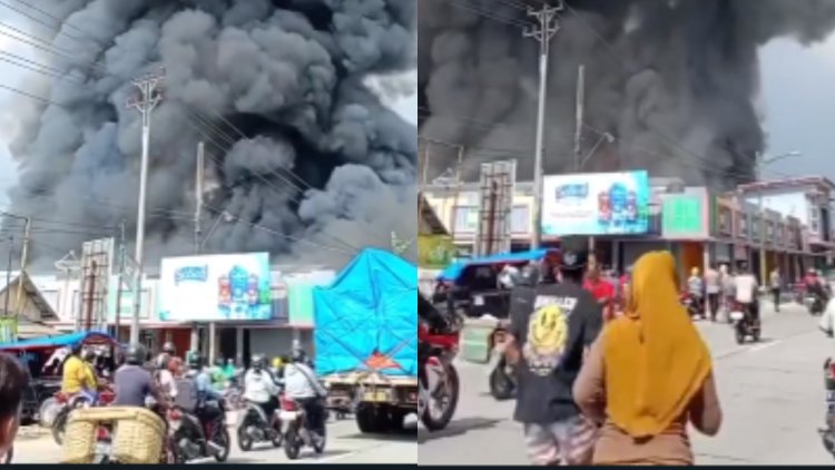 Pasar Ngawen Blora Dilalap Api, Pedagang Berjuang Selamatkan Barang Dagangan