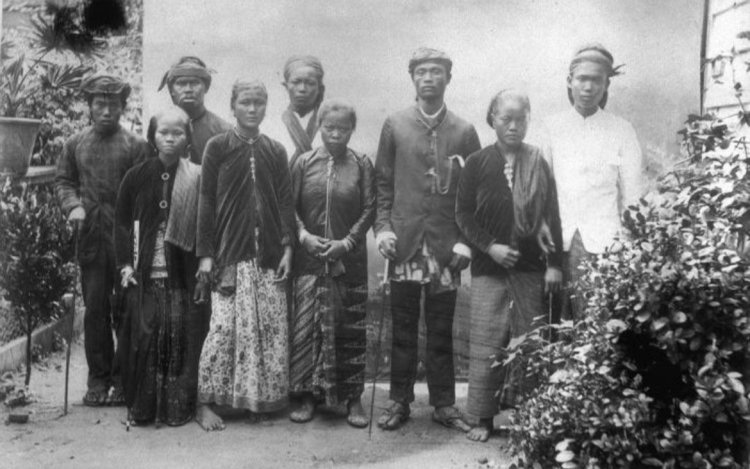 Foto Orang-orang Jawa yang Diduga Dibawa Belanda ke Suriname Viral di Medsos