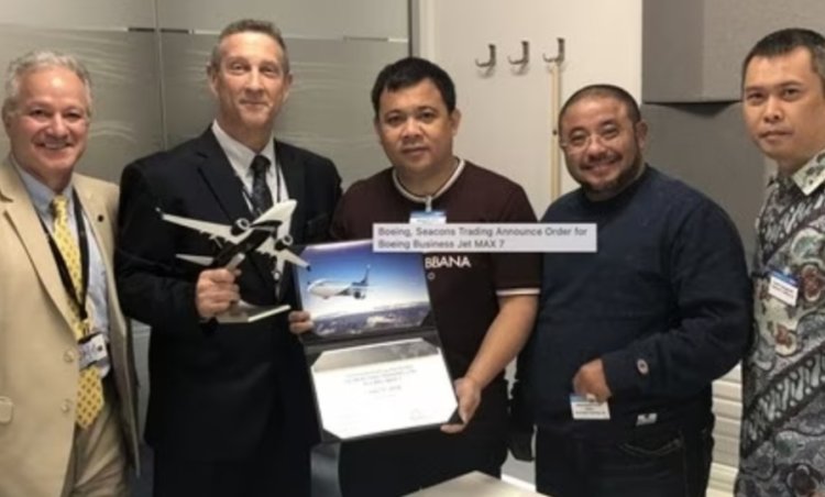Viral Haji Isam Berkaos Oblong saat Beli Pesawat Boeing Rp1,5 Triliun
