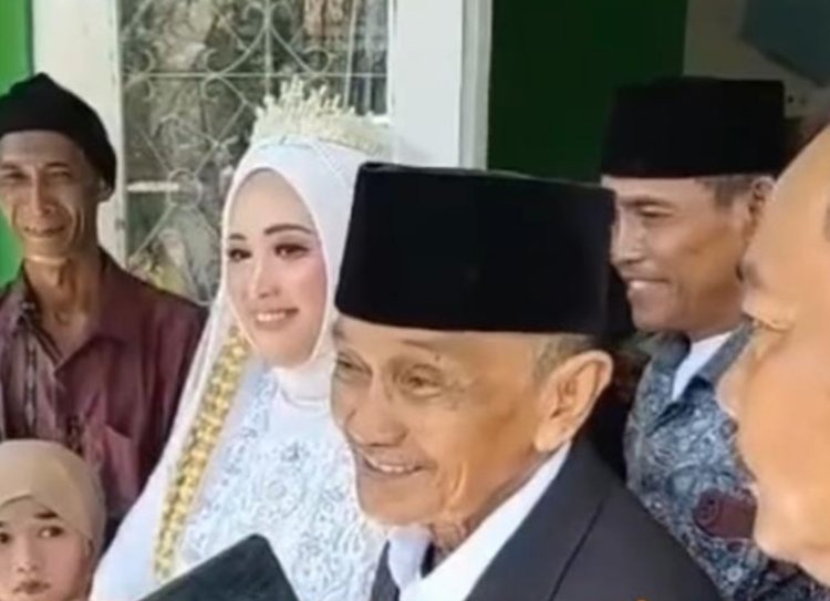 Viral Kakek 78 Tahun Nikahi Wanita Usia 32 Tahun