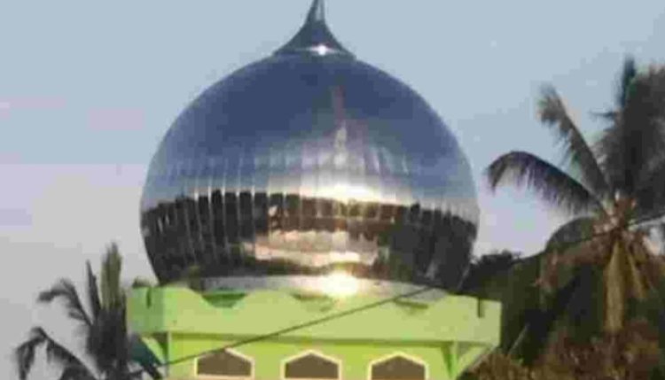 Emas 2,6 Kg Hiasan Kubah Masjid di Maluku Raib, Polisi Turun Tangan