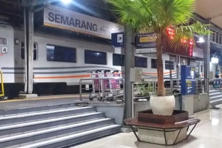 Stasiun Tawang Kembali Normal Setelah Banjir di Kota Lama Semarang Surut