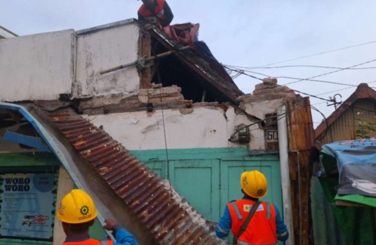 Sejumlah Bangunan di Surabaya Alami Kerusakan Akibat Gempa Magnitudo 6,5 Tuban Jawa Timur