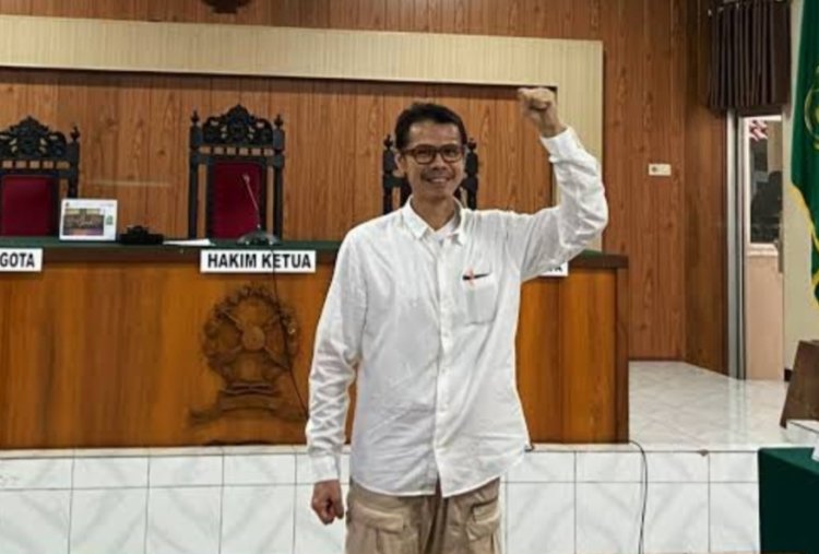 Aktivis Lingkungan Karimunjawa Daniel Tangkilisan Divonis 7 Bulan Penjara