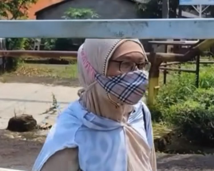 Berulah Lagi, Emak-emak Maksa Minta Sedekah di Sukabumi