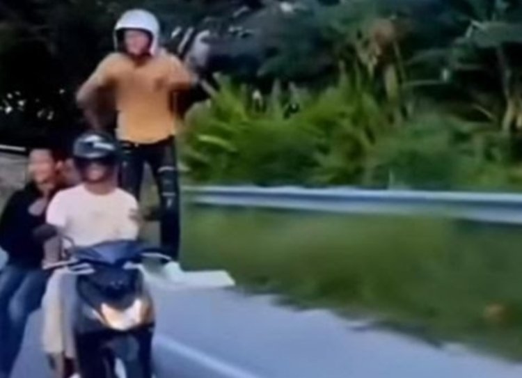 Remaja Sulbar Naik Motor Bonceng 4 Sambil Joget Berakhir Ditangkap Polisi