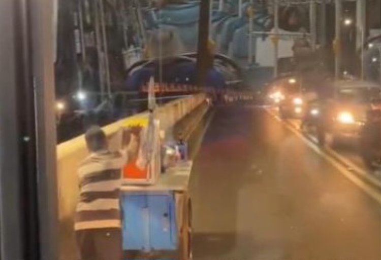 Viral Sopir Transjakarta Tak Klakson Pedagang yang Dorong Gerobak di Pinggir Jalan