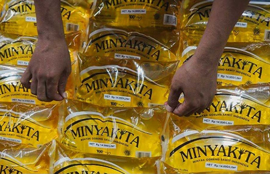 Ingat! Ada Sanksi Hukum Bila Pedagang Menjual Minyak Goreng Diatas Rp 15.700/Liter