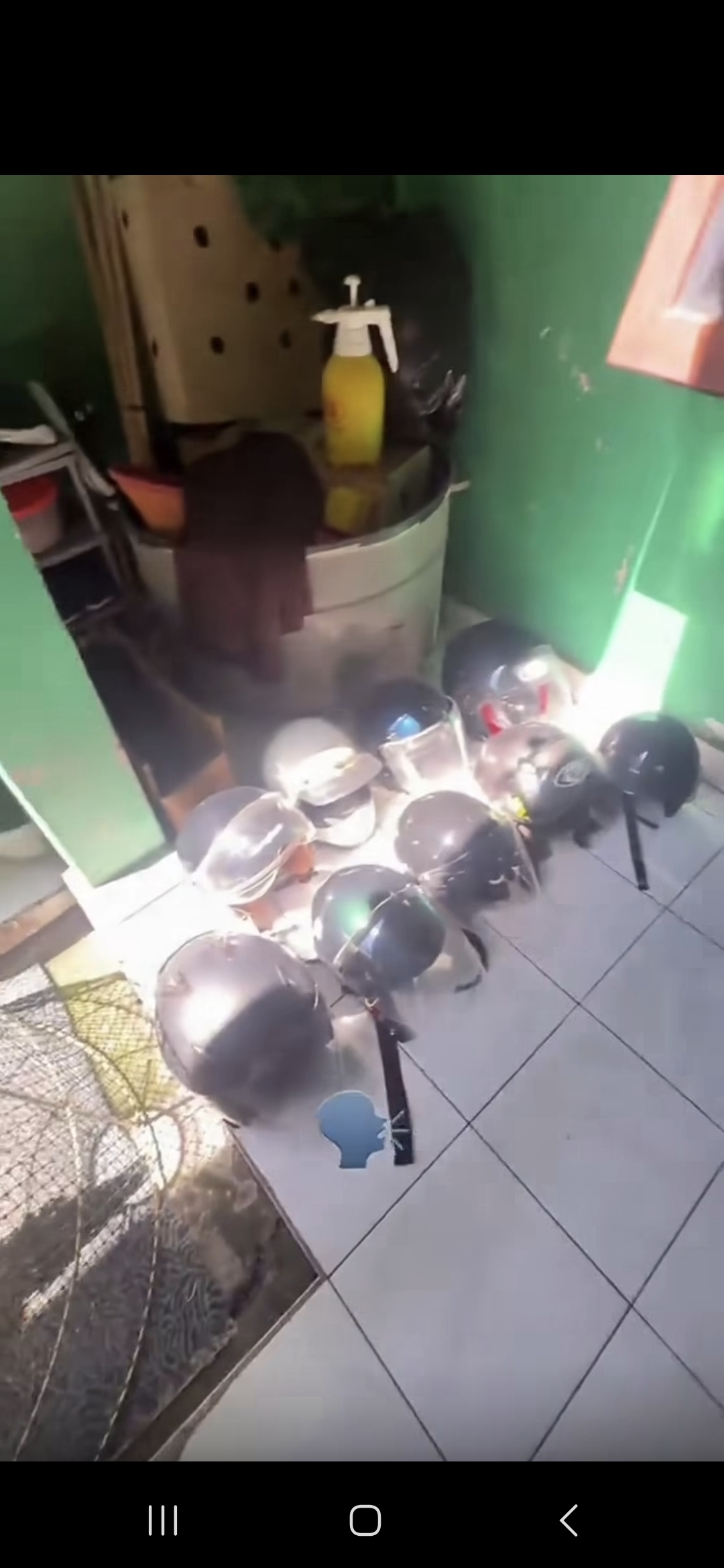 Berawal dari Helm yang Hilang saat Nonton Konser, Korban Temukan Puluhan Helm di Rumah Warga
