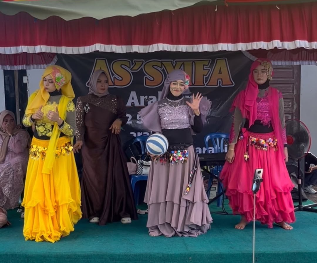 Emak-emak Last Dance Sepak Bola Modern Ala Piala Dunia
