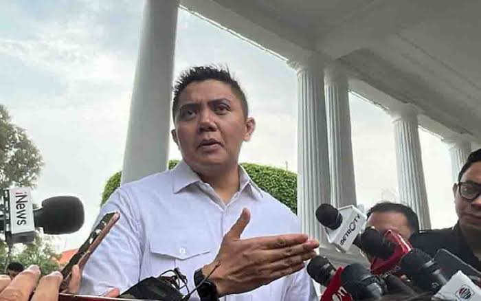 Seskab Teddy: Harga Pertamax Harus Ikuti Harga Minyak Dunia