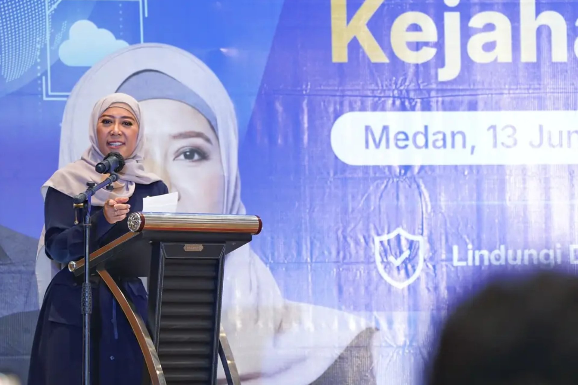 Menkomdigi: Instagram Down Saat Aksi Mahasiswa Bukan Karena Pemerintah