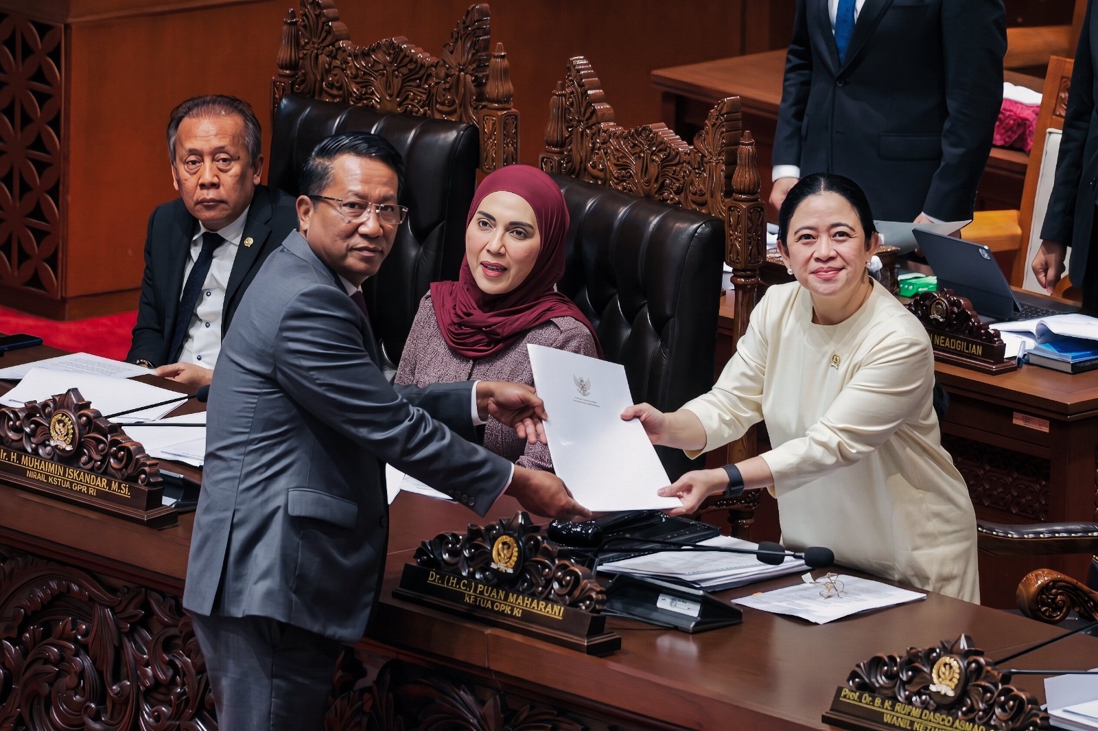 Sekjen Kemhan Hadiri Pengesahan Kerja Sama Pertahanan RI Dengan Malaysia Dan Turki di DPR RI