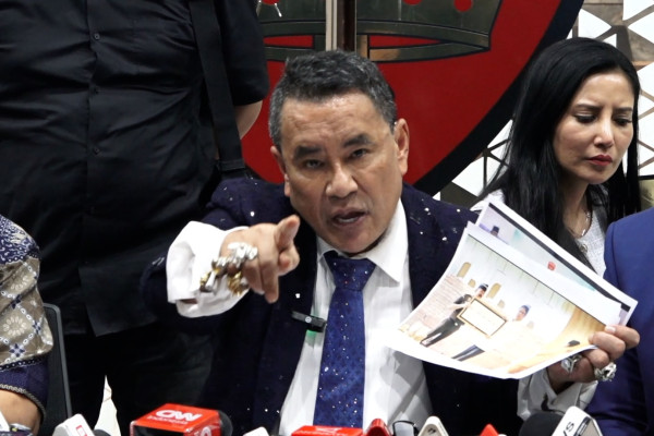 Dinilai Kelewat Batas, Momen Hotman Paris Diduga Hina Profesi Wartawan Viral di Sosmed