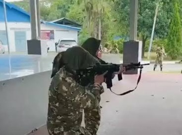 Ternyata HOAX! Calon Manajer KDMP dan KNMP Merayap di Got dan Angkat Senjata, Kemenhan Buka Suara