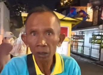 Niatnya Pakai Bahasa Inggris, Penjual Cilok Malah Bilang Caylock ke Wisatawan Asing