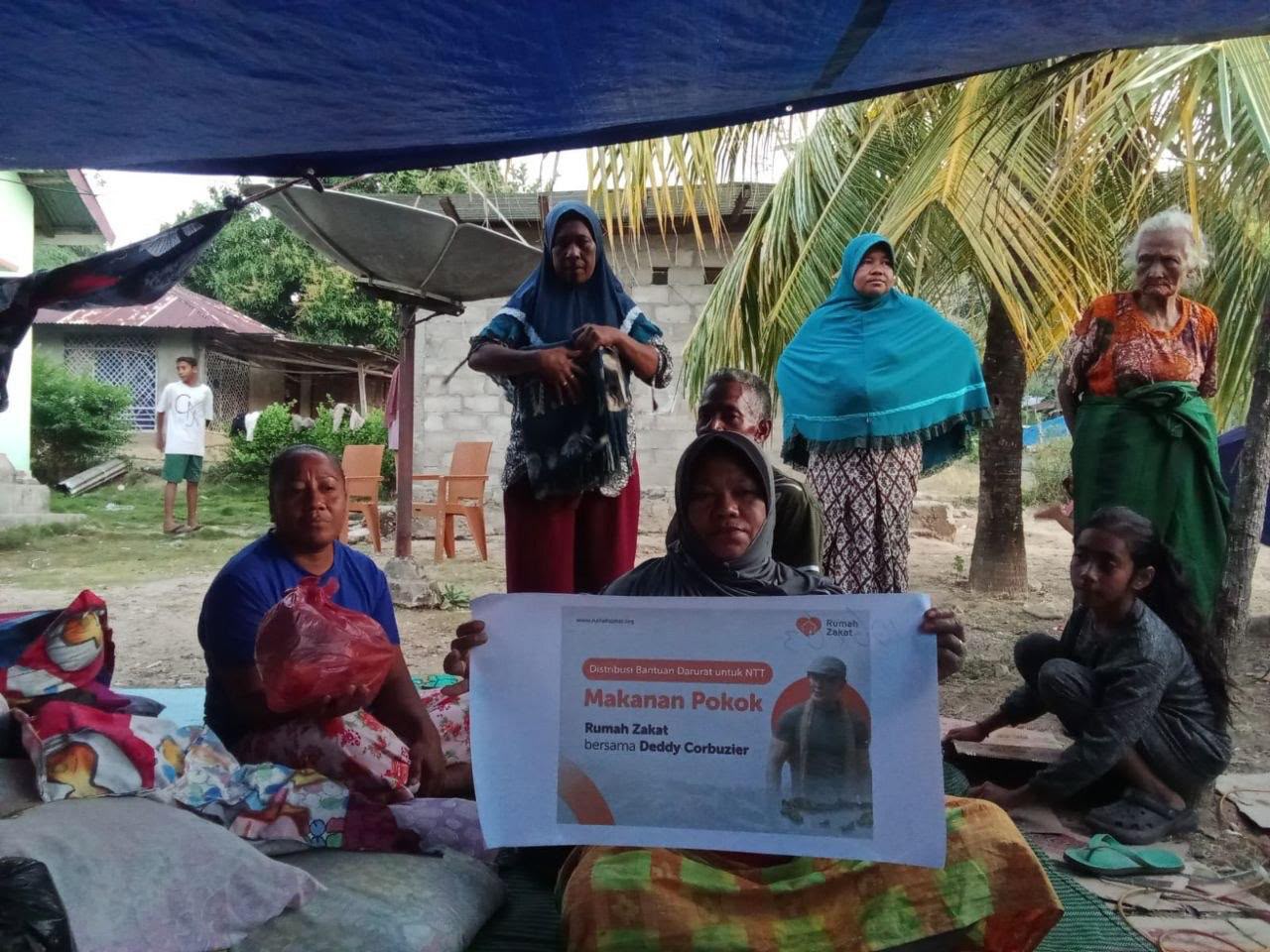 Deddy Corbuzier dan Rumah Zakat Terobos Akses Longsor, Bantuan Gempa Flores Akhirnya Tiba di Sikka-Nagekeo