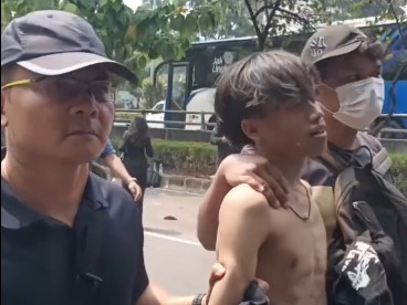 Nekat! Maling Ini Beraksi Pas Lagi Demo di Depan DPR