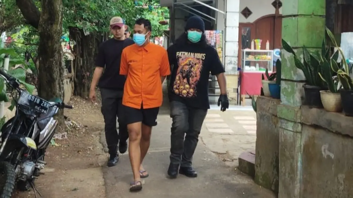Polisi Gelar Rekonstruksi Mutilasi di Cipayung Depok, Terkuak Motif Aplikasi Hornet hingga Status HIV Pelaku