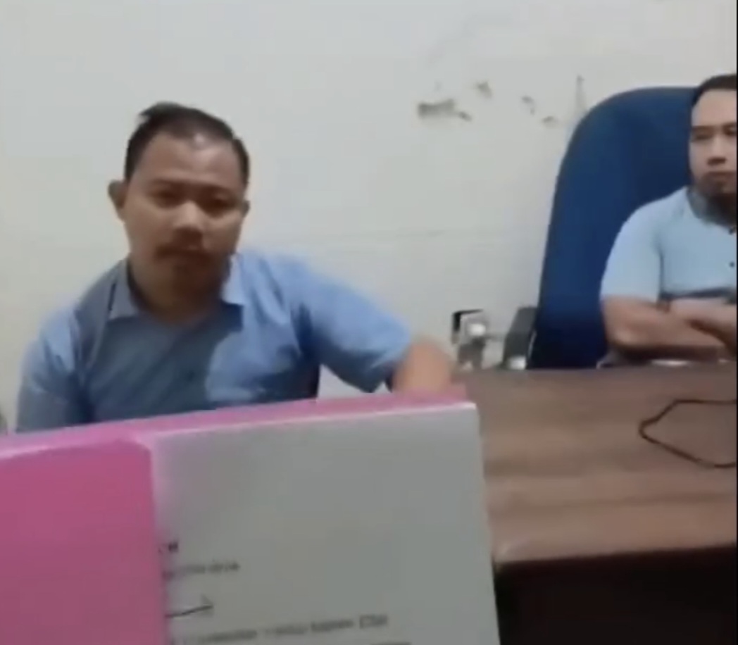 Waduh! Tak Pernah Gugat Cerai, Wanita Ini Kaget Namanya Jadi Penggugat di PA Karawang