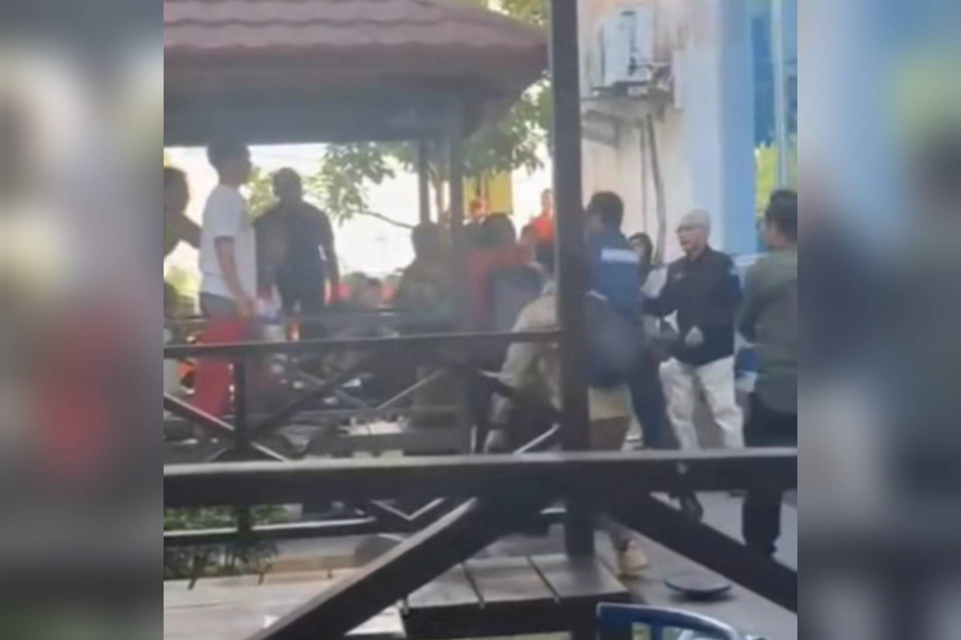 Usai Bakar Kantor Diskominfo Kukar, Pelaku Malah Santai Makan di Kantin Sebelum Jadi Bulan-Bulanan Rekannya