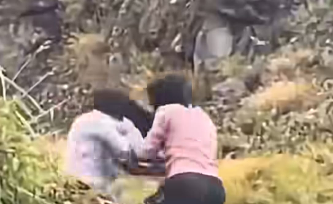 Niat Abadikan Momen di Puncak, Pendaki Malah Terlibat Keributan Gegara Spot Foto