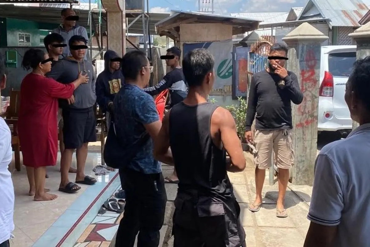 Ricuh Saat Polisi Gerebek Target Narkoba di Sumbawa, Warga Bawa Parang hingga 2 Orang Tertembak