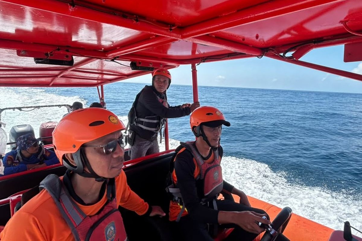 Lima Hari Hilang di Laut, 3 Awak Kapal Cepat Baliman Ternyata Selamat dan Ditemukan di Pantai Puger