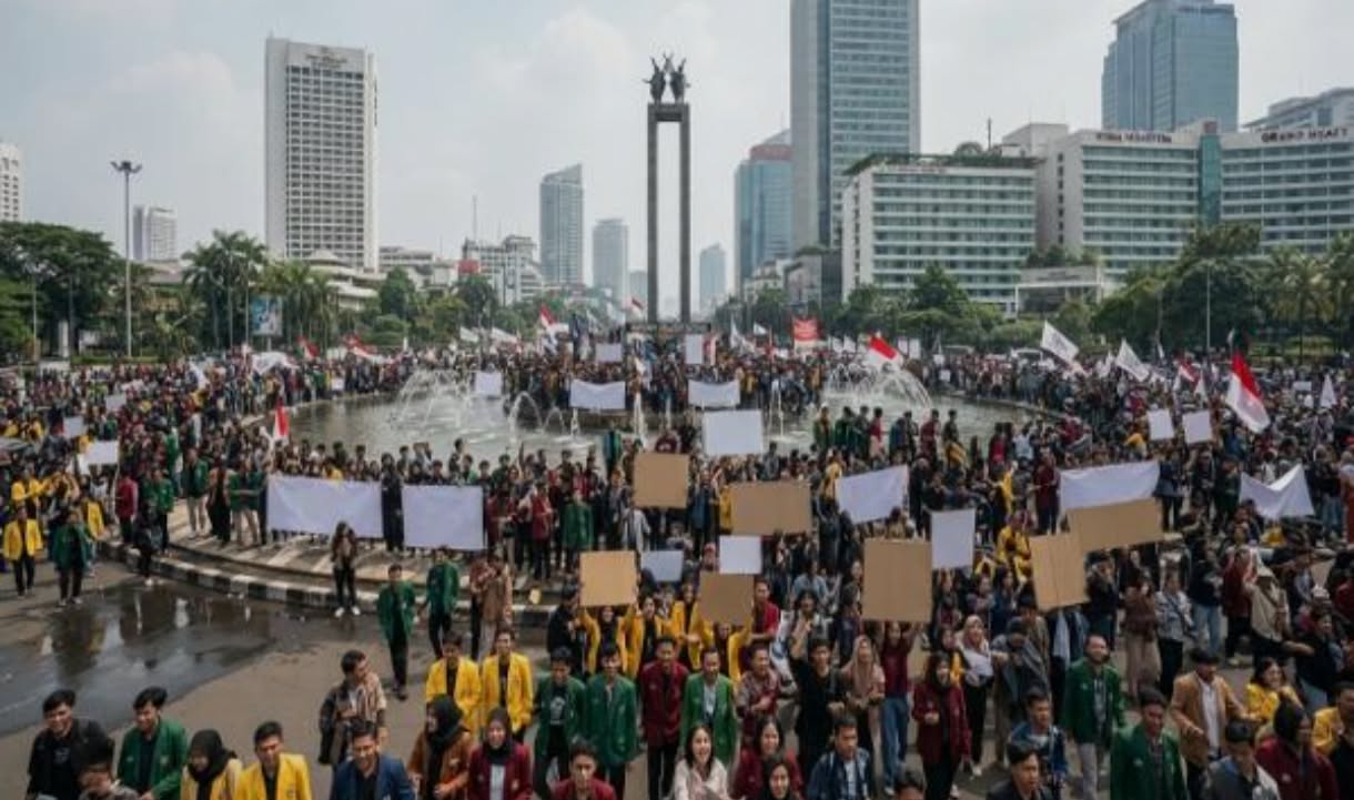 Hari Ini, Ribuan Mahasiswa Kepung Bundaran HI, Bawa 5 Tuntutan Rakyat dalam Aksi