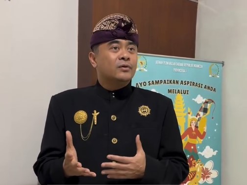 Hobi Nawar Tapi Minta Pelayanan Sultan? Sentilan Arya Wedakarna Buat Turis Lokal Bikin Netizen Meradang