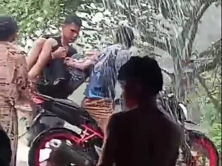 Baru Hendak Bermain Bola, Bocah 13 Tahun di Mamuju Tewas Tersambar Petir