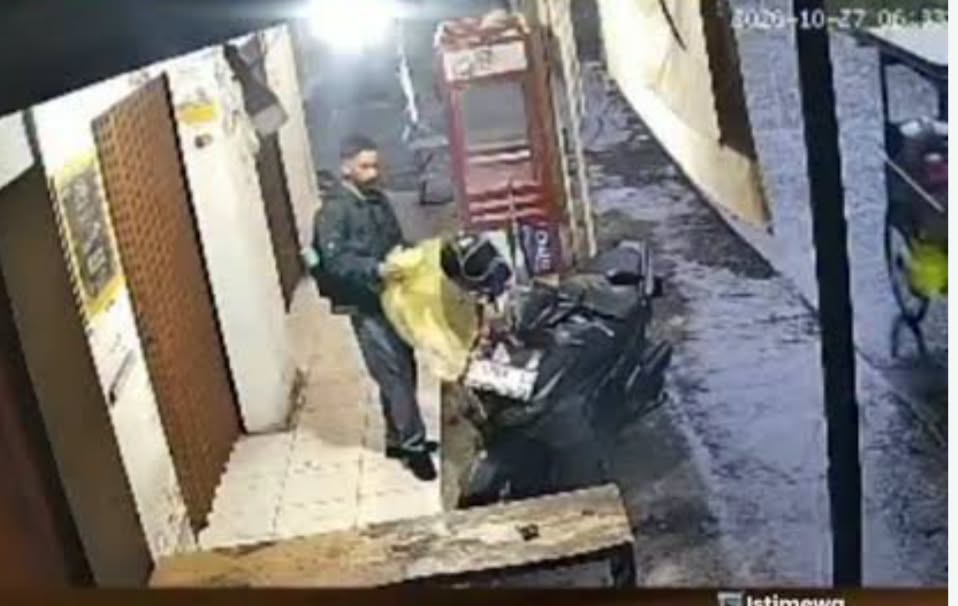 Terekam CCTV! Pelajar di Karawang Malah Jadi Korban Begal Bersajam, Motor Yamaha Aerox Raib